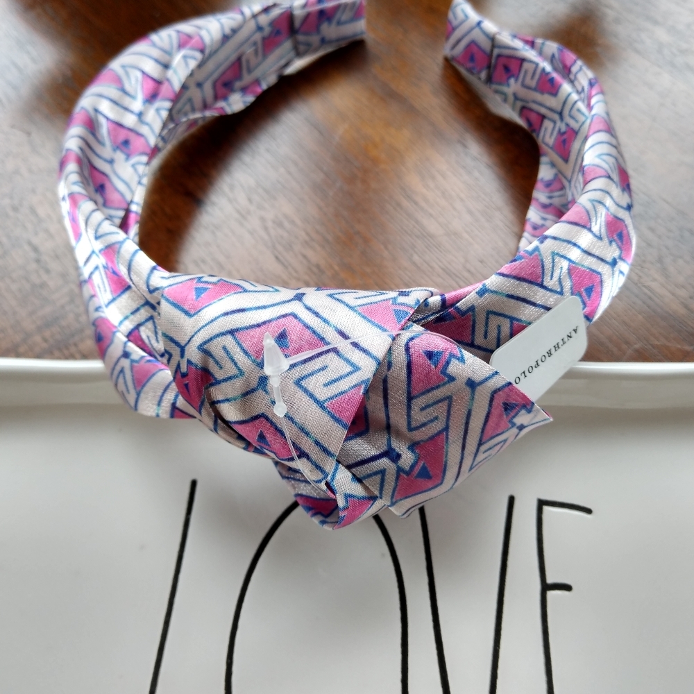 NWOT Anthropologie Topknot Headband